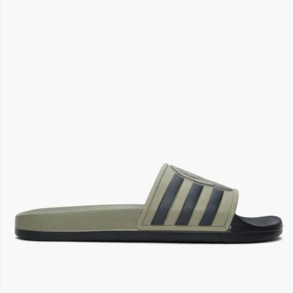 NWT Men's Adidas Adilette TND Star Wars Slides